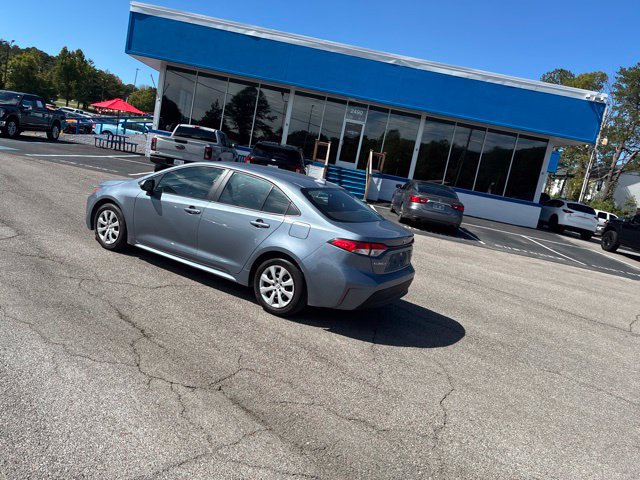 Used 2025 Toyota Corolla LE FWD image 25