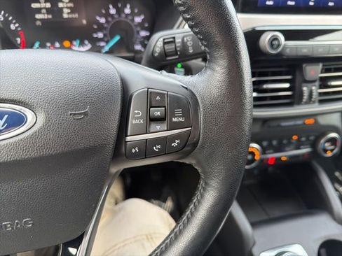 Used 2020 Ford Escape SEL image 41