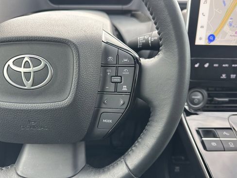 Used 2024 Toyota bZ4X XLE w/ Weather Package image 16