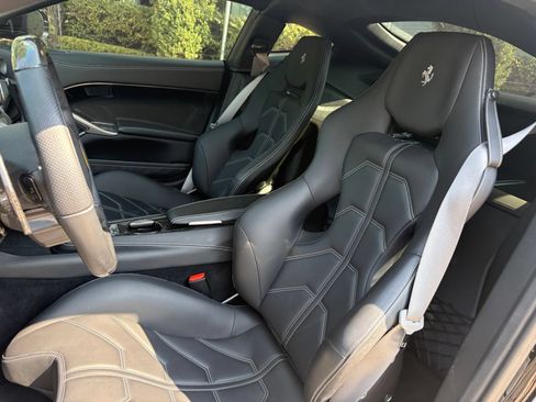 Used 2017 Ferrari F12 Berlinetta RWD image 8