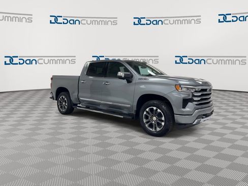 New 2026 Chevrolet Silverado 1500 High Country w/ Technology Package AWD/4WD image 2