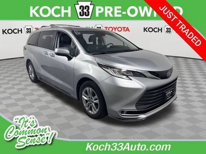 Used 2022 Toyota Sienna Limited
