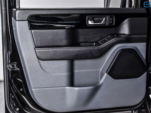 Used 2024 INEOS Grenadier Fieldmaster Edition image 13