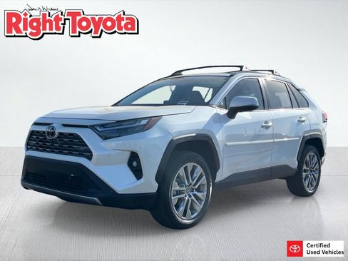 Used 2022 Toyota RAV4 Limited FWD image 1