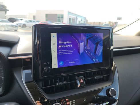 Used 2023 Toyota Corolla LE image 19