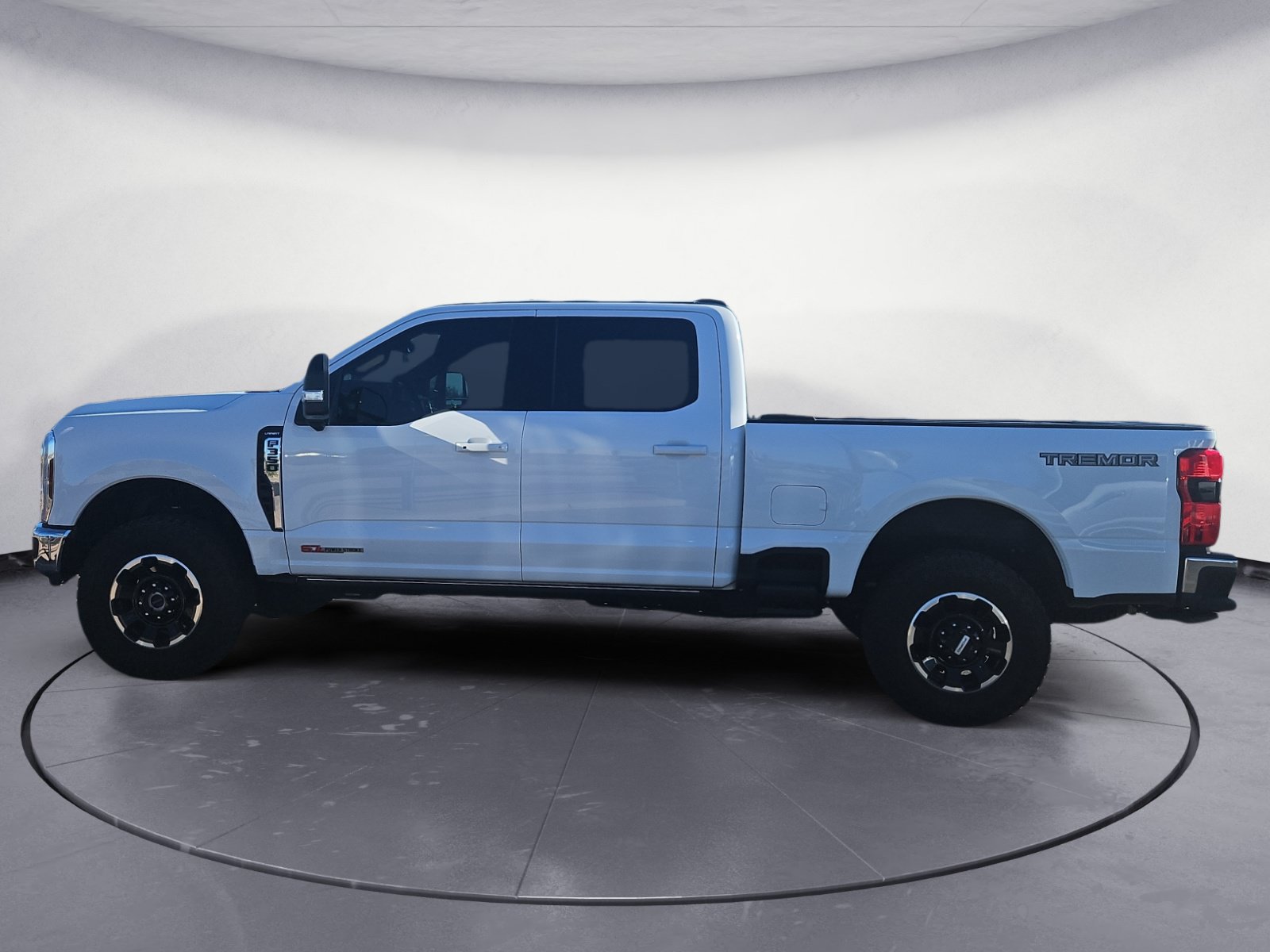 Used 2025 Ford F350 Lariat w/ Lariat Ultimate Package AWD/4WD image 3
