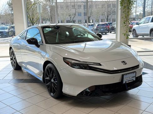 New 2026 Honda Prelude image 2