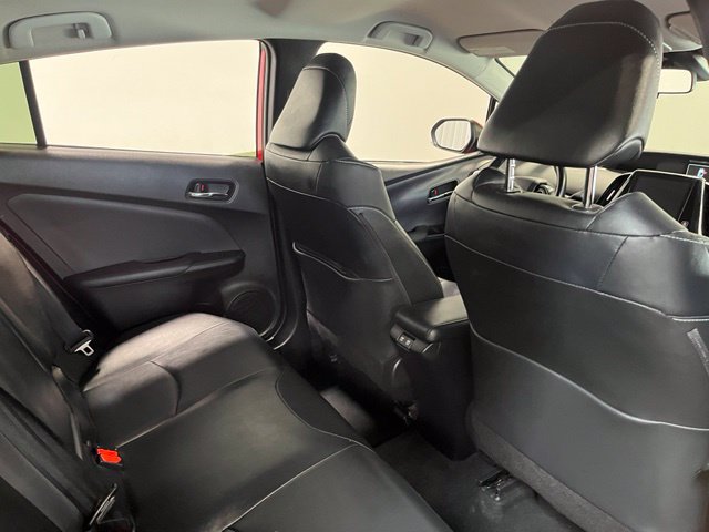 Used 2021 Toyota Prius Prime XLE FWD image 15