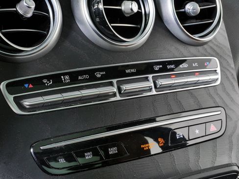 Used 2021 Mercedes-Benz GLC 43 AMG 4MATIC image 16