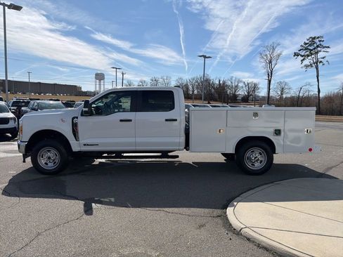 New 2026 Ford F350 XL w/ XL Chrome Package image 7