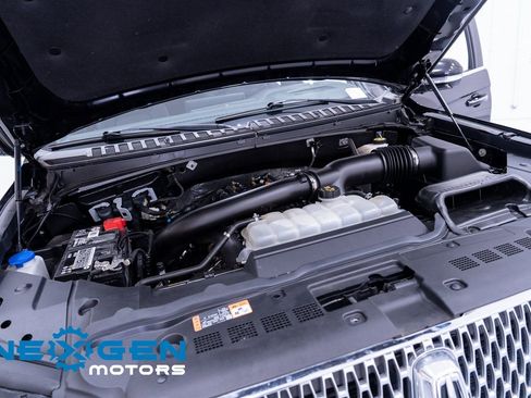 Used 2022 Lincoln Navigator Reserve AWD/4WD image 39