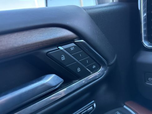 Used 2022 GMC Sierra 1500 Denali Ultimate image 39