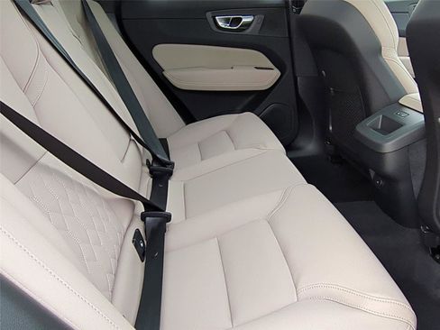 New 2026 Volvo XC60 B5 Plus w/ Climate Package image 19