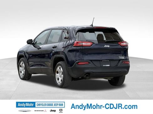 Used 2015 Jeep Cherokee Sport FWD image 5