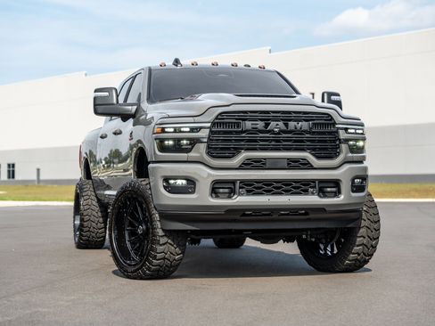 Used 2026 RAM 2500 Laramie w/ Night Edition image 2