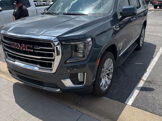 Used 2021 GMC Yukon SLT w/ SLT Luxury Plus Package AWD/4WD video 1