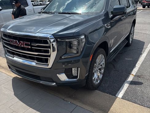 Used 2021 GMC Yukon SLT w/ SLT Luxury Plus Package AWD/4WD image 1