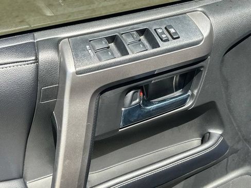 Used 2019 Toyota 4Runner SR5 Premium AWD/4WD image 21