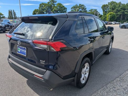 Used 2019 Toyota RAV4 XLE w/ Convenience Package AWD/4WD image 5