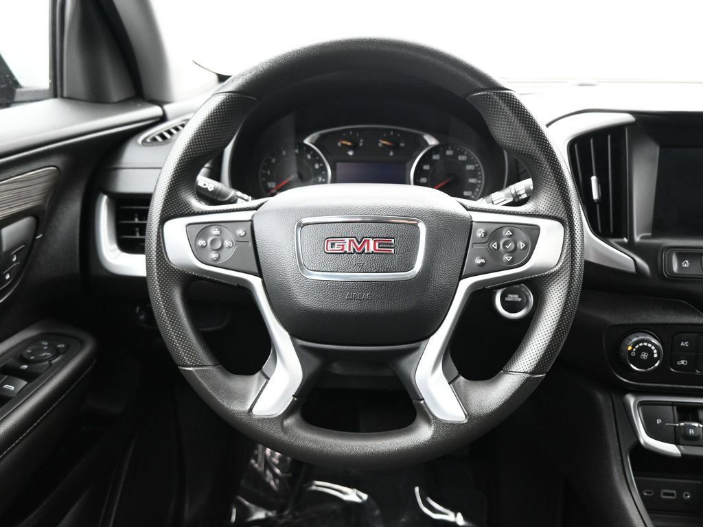 Used 2024 GMC Terrain SLE AWD/4WD image 12