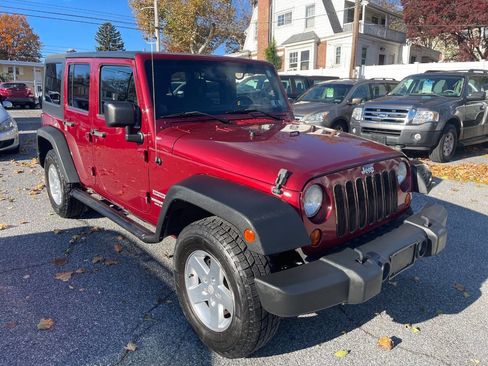 Used 2013 Jeep Wrangler Unlimited Sport image 8