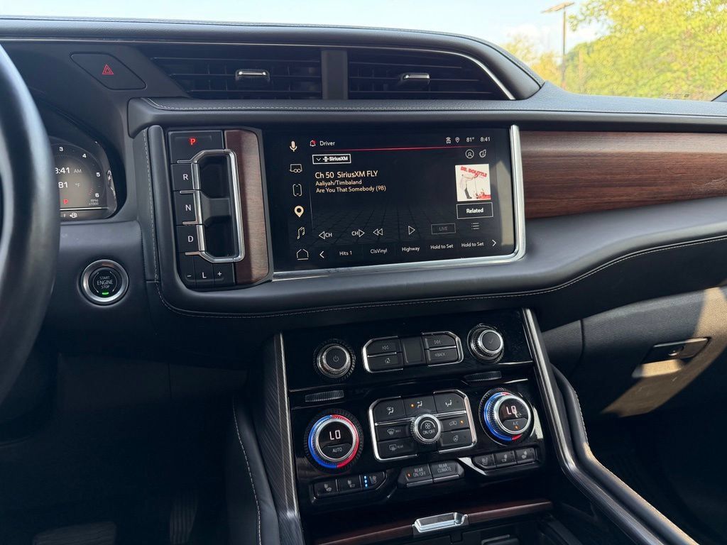 Used 2023 GMC Yukon Denali Ultimate AWD/4WD image 19