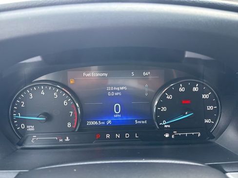 Used 2023 Ford Explorer XLT w/ Equipment Group 202A image 13