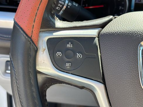 Used 2019 GMC Acadia SLT FWD image 19