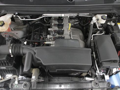 Certified 2022 Chevrolet Colorado W/T w/ WT Convenience Package image 18