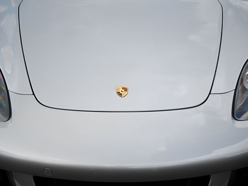 Used 2005 Porsche Carrera GT RWD image 5