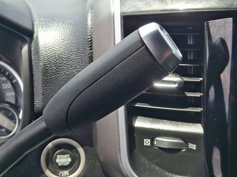 Used 2019 RAM 2500 Big Horn w/ Night Edition AWD/4WD image 14
