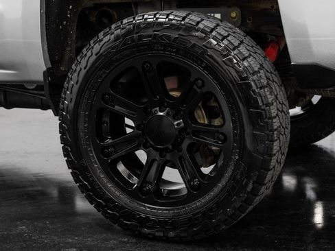 Used 2017 Chevrolet Silverado 2500 LT w/ LT Convenience Package image 53