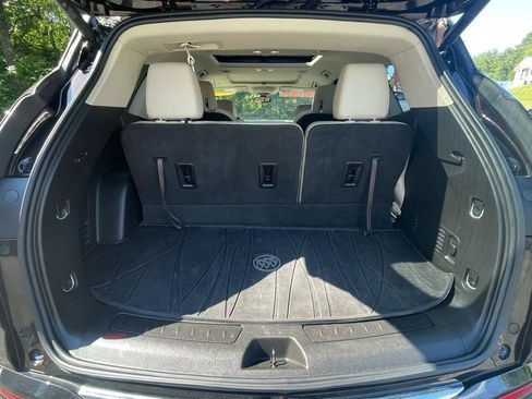 Used 2018 Buick Enclave Essence w/ Trailering Package AWD/4WD image 23