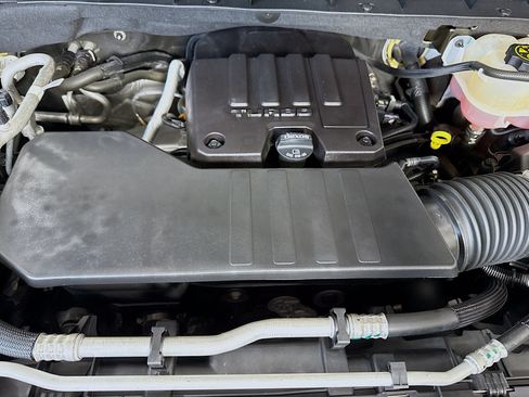 Used 2023 Chevrolet Silverado 1500 Custom RWD image 37