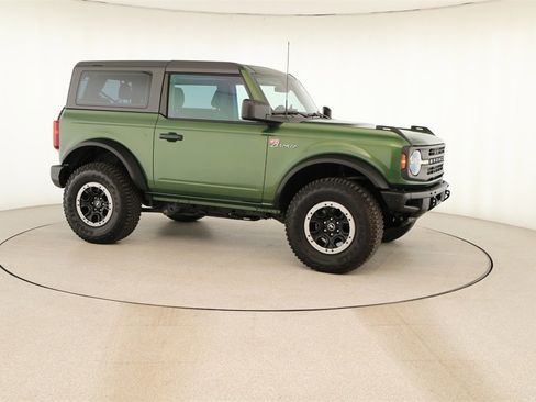 Used 2023 Ford Bronco Base w/ Sasquatch Package image 9