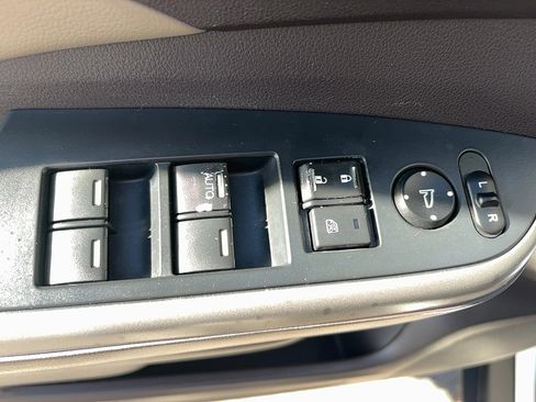 Used 2012 Honda CR-V EX-L image 17