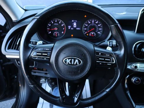 Used 2018 Kia Stinger image 20