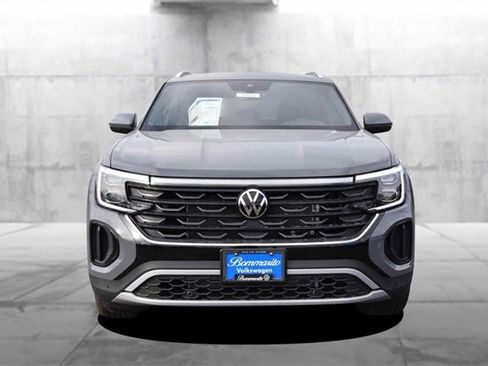 New 2026 Volkswagen Atlas Cross Sport SE image 4