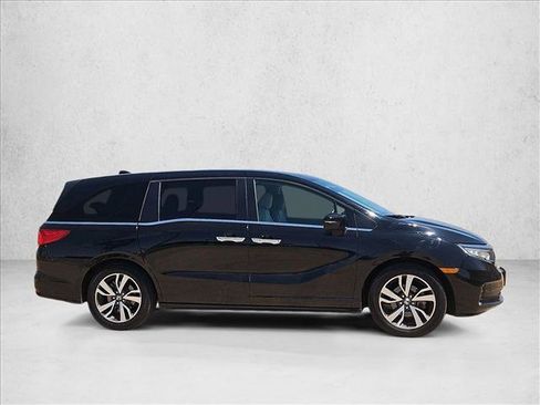 Used 2021 Honda Odyssey Touring image 4