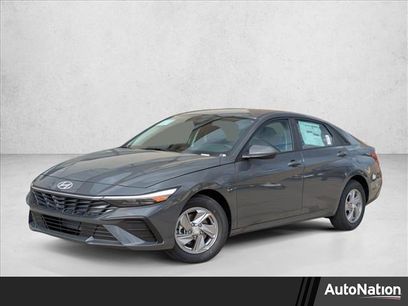 New 2026 Hyundai Elantra SE