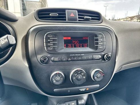 Used 2015 Kia Soul image 8