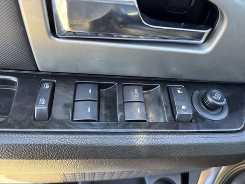 Used 2013 Ford Expedition EL Limited image 25