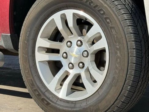 Used 2018 Chevrolet Silverado 1500 LT w/ Texas Edition image 11