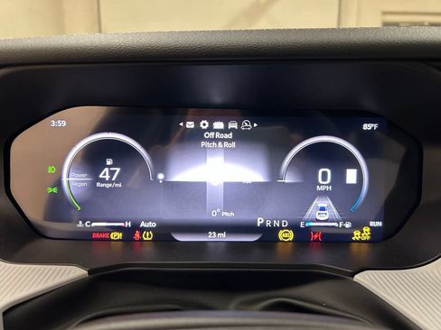 New 2026 Jeep Cherokee Overland w/ Advanced Pro Tech Group AWD/4WD image 19