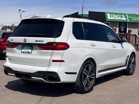 Used 2020 BMW X7 M50i image 8