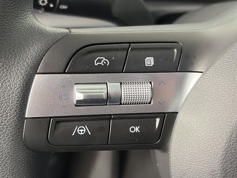 Used 2026 Hyundai Santa Cruz SE AWD/4WD image 27