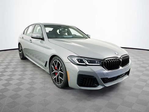 Used 2021 BMW M550i xDrive AWD/4WD image 1