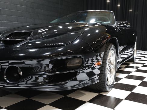 Used 1999 Pontiac Firebird Trans Am RWD image 16