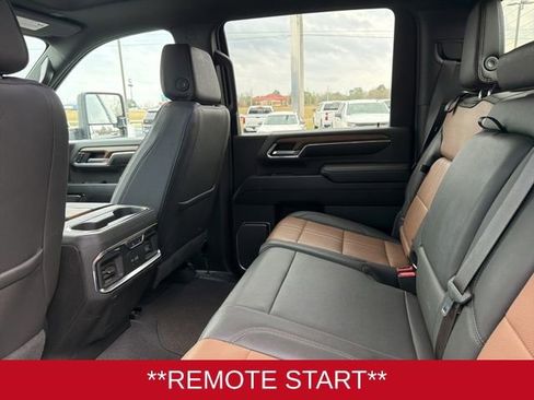 Used 2024 Chevrolet Silverado 2500 High Country w/ Technology Package image 22