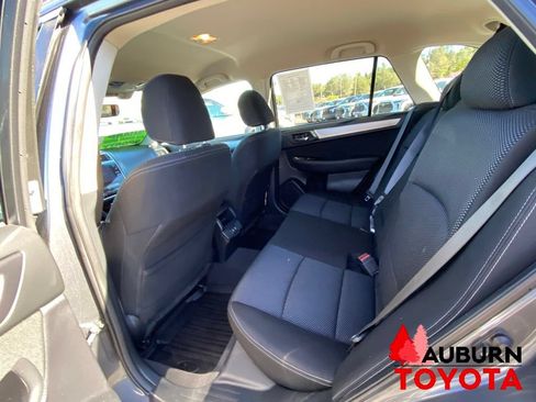 Used 2019 Subaru Outback 2.5i Premium AWD/4WD image 26